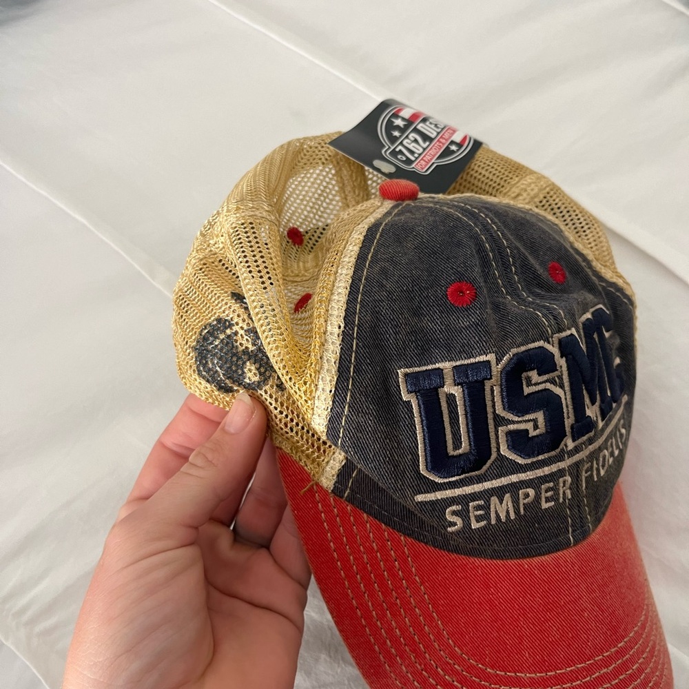 USMC Red and Tan Cap - Picture 2 of 3